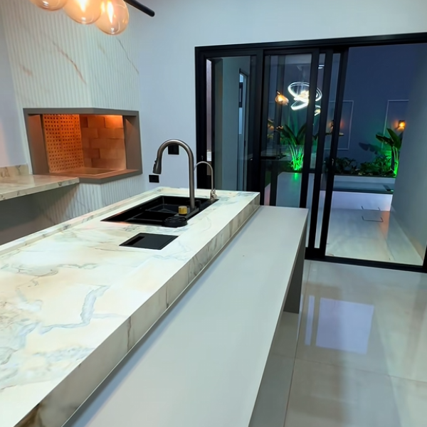CASA 3 QUARTOS COM PISCINA + COROLLA 2025 OU 800K NO PIX 🎉
